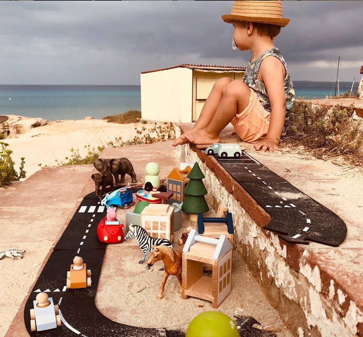 IGRALNA CESTA WAYTOPLAY: KING OF THE ROAD (40-DELNI KOMPLET)